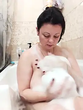 Snapshot of natnett chatting on October 21, 2025, 4:06 pm natnett online show from October 21, 2025, 4:06 pm