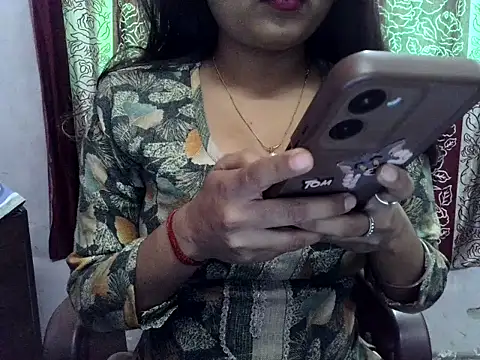 SIYA MAVI online show from January 17, 2026, 7:45 am