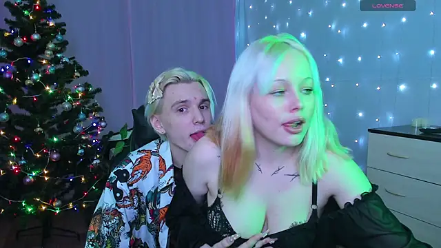 Mia Mason online show from January 3, 2025, 4:48 pm