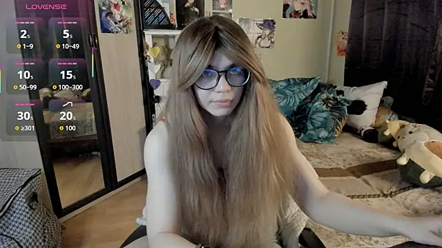 alexiamaleax online show from April 12, 2026, 2:04 am