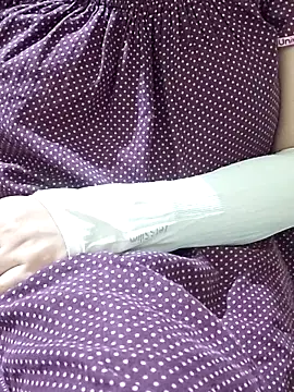 Snapshot of mallupriyapriya chatting on March 17, 2025, 5:16 pm mallupriyapriya online show from March 17, 2025, 5:16 pm