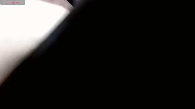 Diva Smith02 online show from February 4, 2025, 3:15 pm