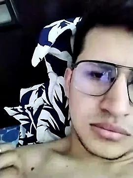 Snapshot of jonatanl31 chatting on January 11, 2025, 2:36 pm jonatanl31 online show from January 11, 2025, 2:36 pm