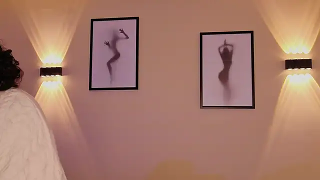 Charlotte  Miller online show from March 18, 2026, 11:57 am