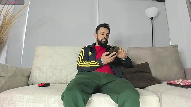 ragnar881547 online show from January 21, 2025, 12:29 pm