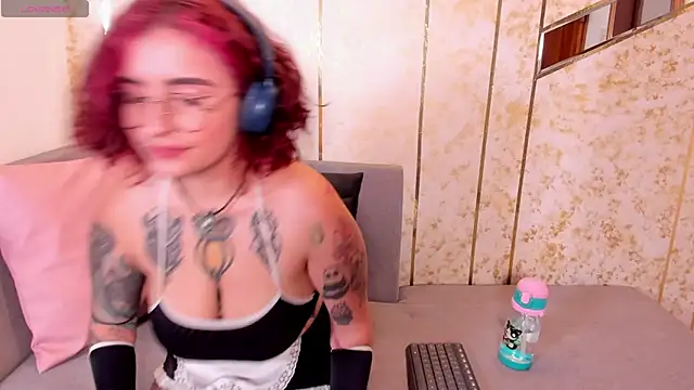 Snapshot of catalehia_moonlight chatting on February 22, 2025, 3:25 pm catalehia moonlight online show from February 22, 2025, 3:25 pm