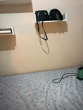 LawrencyLarry online show from December 4, 2025, 11:26 pm