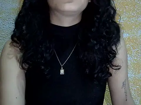Snapshot of Horny_honey69 chatting on September 21, 2025, 5:40 pm Horny honey69 online show from September 21, 2025, 5:40 pm