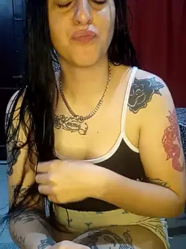 Camilita0 online show from November 13, 2025, 8:29 am