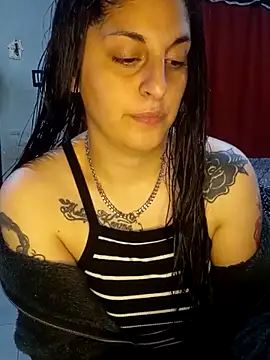 Camilita0 online show from November 5, 2025, 9:12 am