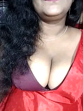 YERY HOT online show from November 27, 2025, 5:35 pm