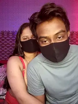 Hot Nila online show from May 8, 2026, 3:32 am