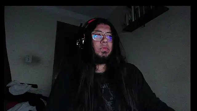 Snapshot of Heimslegxx chatting on December 19, 2025, 5:54 am Heimslegxx online show from December 19, 2025, 5:54 am