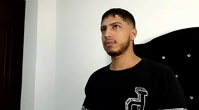 Snapshot of ryann_bigcock_ chatting on January 21, 2025, 11:13 am ryann bigcock online show from January 21, 2025, 11:13 am