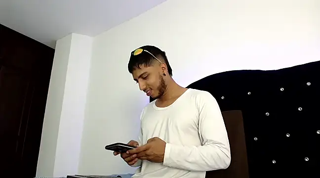 Snapshot of ryann_bigcock_ chatting on January 24, 2025, 11:15 am ryann bigcock online show from January 24, 2025, 11:15 am