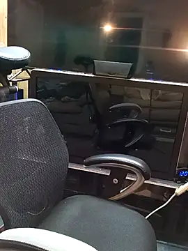 Rebeckalove online show from November 18, 2025, 9:34 am