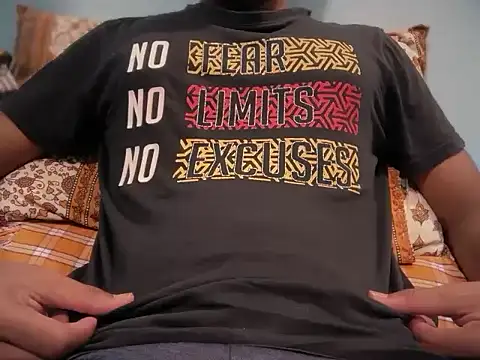 missshee567 online show from April 11, 2026, 7:06 pm