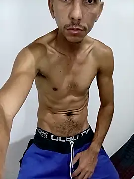 Snapshot of MagrinhoSaradoo chatting on September 17, 2025, 6:48 am MagrinhoSaradoo online show from September 17, 2025, 6:48 am