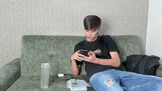 jhoseth sexxx18 online show from March 13, 2025, 6:56 pm