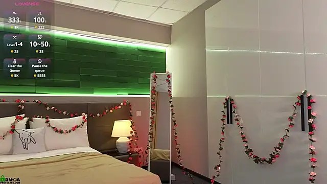 Snapshot of Rina_Red chatting on February 25, 2026, 1:44 pm Rina Red online show from February 25, 2026, 1:44 pm