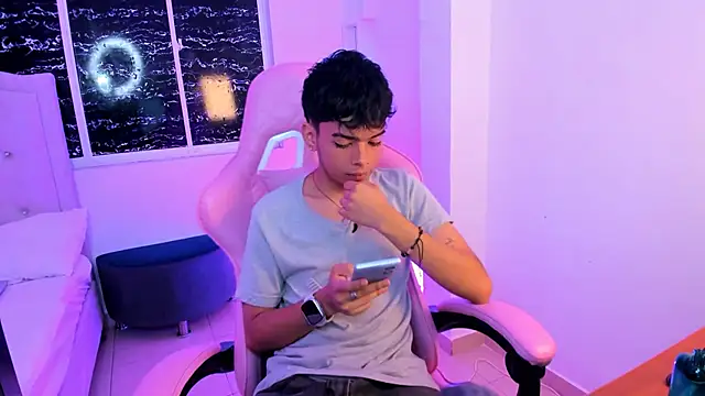 angelyoung18 online show from February 10, 2025, 7:38 pm