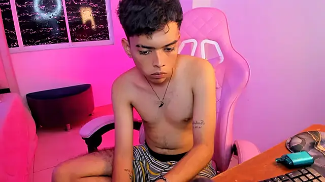 angelyoung18 online show from February 28, 2025, 11:01 pm