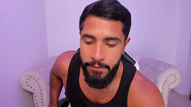 Santiago huntt online show from December 23, 2025, 1:27 am