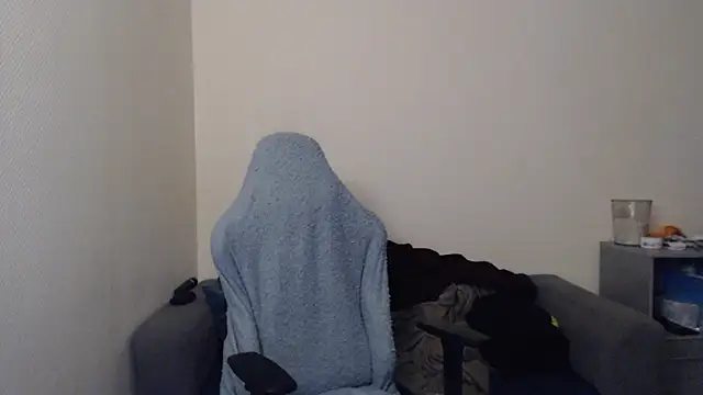 Ziimbafreee online show from November 27, 2025, 5:08 am