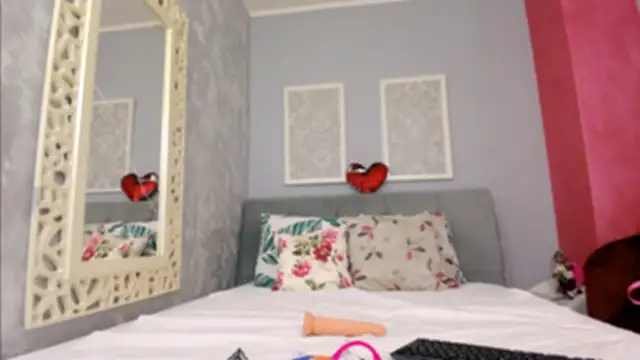 Snapshot of LustyRosee chatting on September 19, 2025, 3:54 am LustyRosee online show from September 19, 2025, 3:54 am