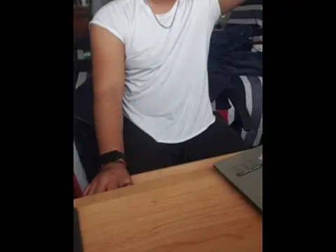 pitorico bb online show from December 15, 2025, 8:14 pm