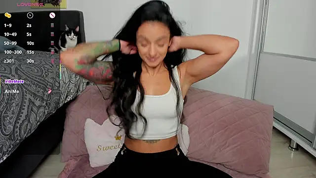 Snapshot of NNNoire chatting on October 2, 2025, 9:23 am NNNoire online show from October 2, 2025, 9:23 am