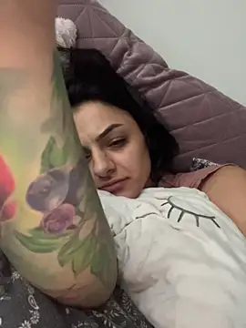 NNNoire online show from December 5, 2025, 12:59 pm