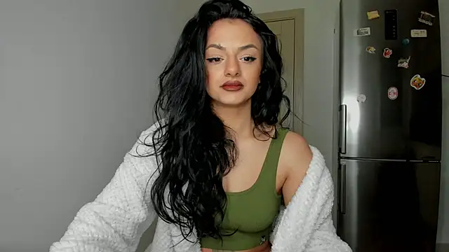 Snapshot of NNNoire chatting on March 3, 2025, 5:47 am NNNoire online show from March 3, 2025, 5:47 am