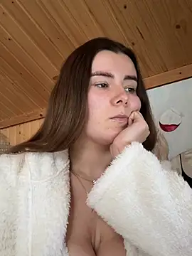 Snapshot of mewKate chatting on February 19, 2026, 2:58 pm mewKate online show from February 19, 2026, 2:58 pm