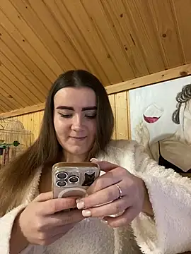 Snapshot of mewKate chatting on February 28, 2026, 4:39 pm mewKate online show from February 28, 2026, 4:39 pm