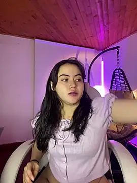 Snapshot of Camila_pinkk chatting on February 23, 2026, 2:39 pm Camila pinkk online show from February 23, 2026, 2:39 pm