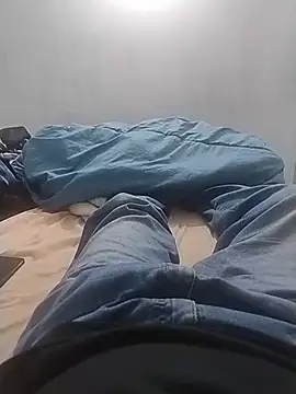 Snapshot of engineer_1980 chatting on July 23, 2026, 10:06 pm engineer 1980 online show from July 23, 2026, 10:06 pm