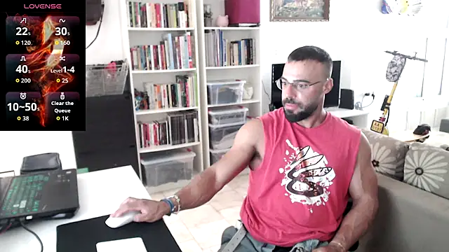 todddantes25 online show from September 13, 2025, 6:35 am