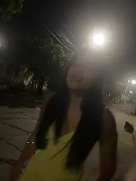 Snapshot of the_queen_of_street chatting on March 13, 2025, 4:38 am the queen of street online show from March 13, 2025, 4:38 am
