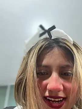 Snapshot of Adrianisx chatting on February 10, 2026, 4:33 am Adrianisx online show from February 10, 2026, 4:33 am