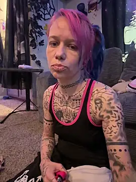 trashbrat online show from April 12, 2026, 8:34 pm