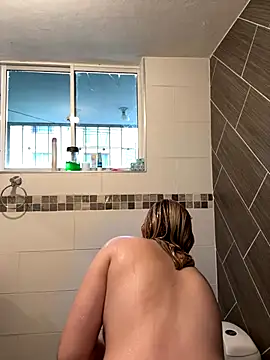 Blue Angell online show from September 12, 2025, 7:57 pm