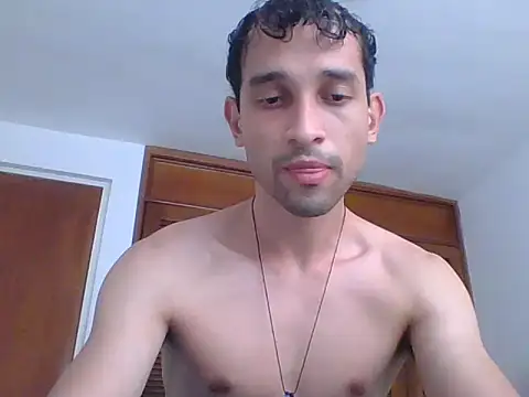 Snapshot of jovenvergonguapo09 chatting on April 27, 2026, 6:28 pm jovenvergonguapo09 online show from April 27, 2026, 6:28 pm