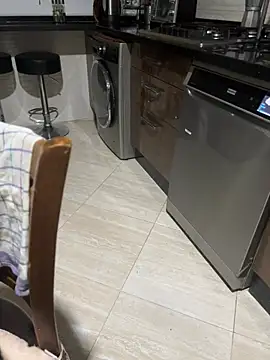 medami online show from January 6, 2025, 1:09 am