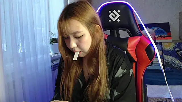 Snapshot of AnnaLightt chatting on January 27, 2025, 3:58 am AnnaLightt online show from January 27, 2025, 3:58 am