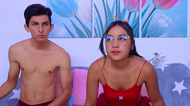 Snapshot of Ana_and_Leo chatting on October 21, 2025, 2:16 pm Ana and Leo online show from October 21, 2025, 2:16 pm