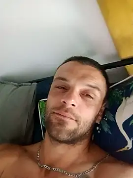 Snapshot of emileeion chatting on November 9, 2025, 12:58 am emileeion online show from November 9, 2025, 12:58 am