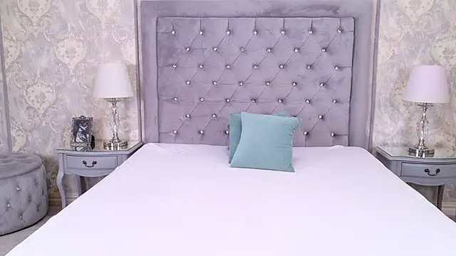 LexiRiley online show from October 2, 2025, 5:22 am