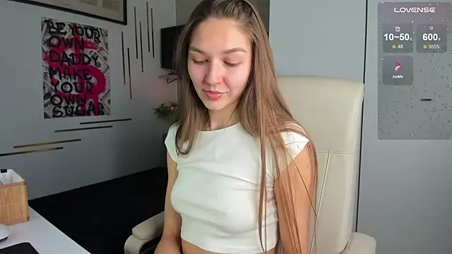 Snapshot of SofiaLolipop chatting on February 21, 2025, 1:44 pm SofiaLolipop online show from February 21, 2025, 1:44 pm