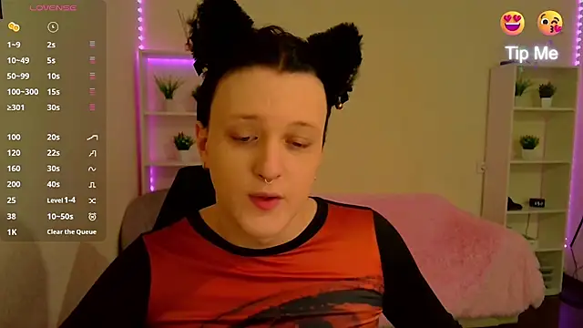 DianaRadrigo online show from January 24, 2025, 8:23 am